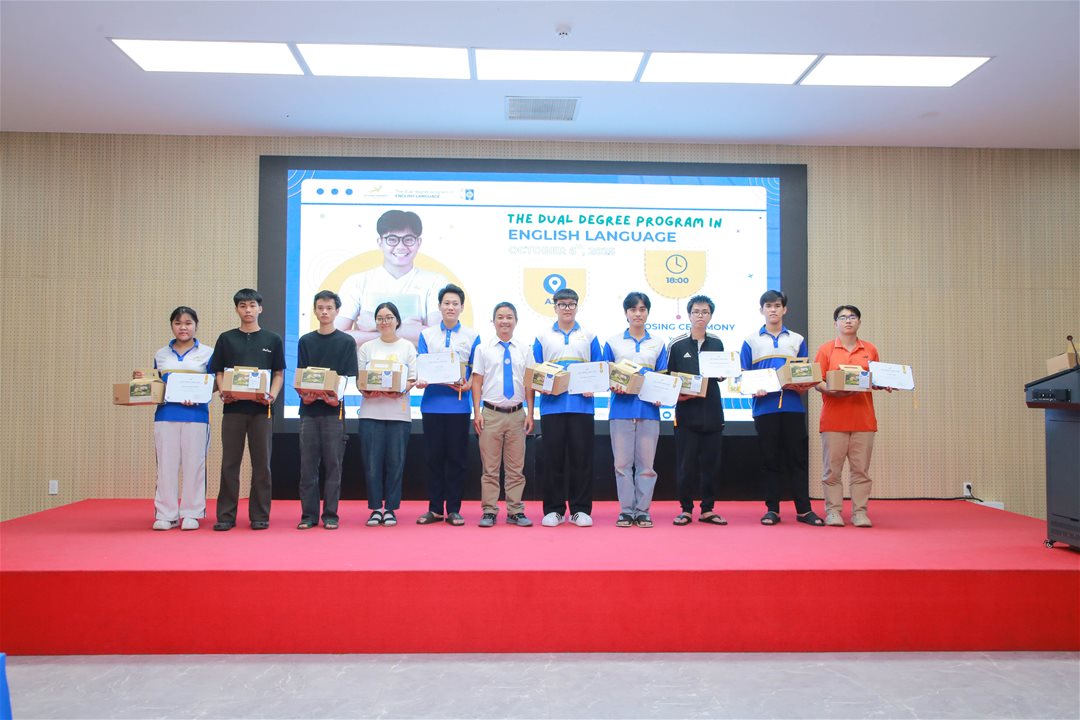 Nhân đôi bằng cấp, gấp đôi cơ hội hội nhập quốc tế cùng sinh viên LHU