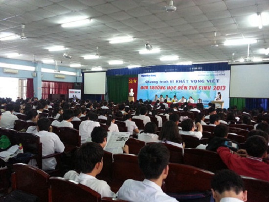 Hội trường diễn ra chương trình